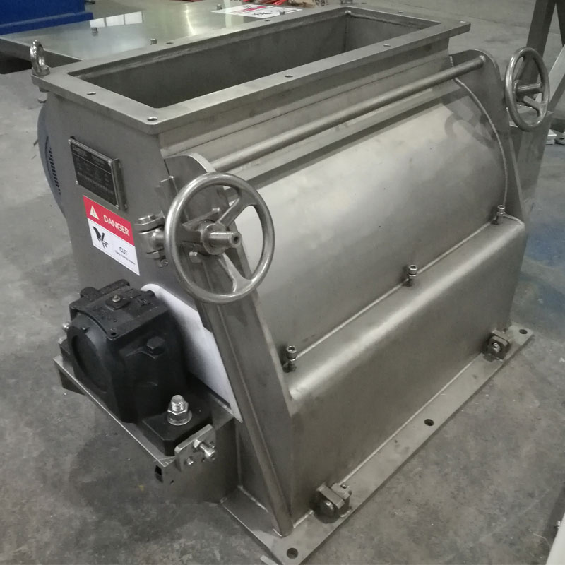 Stoning and crushing equipment